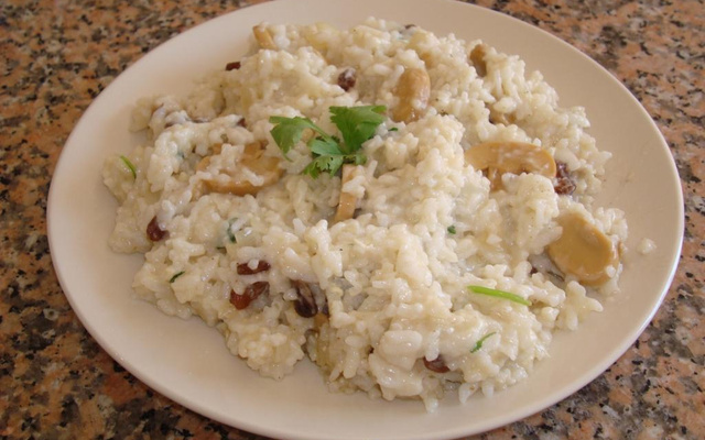 Risoto de champingon com passas