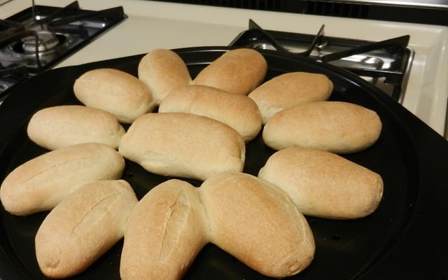 Pão francês caseiro (sem aditivo)