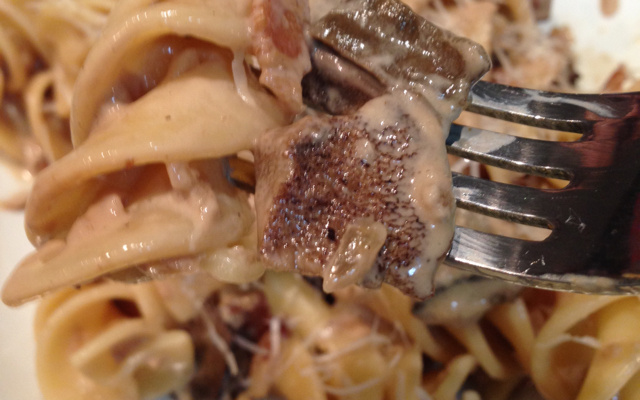 Espaguete ao molho funghi