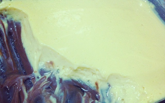 Mousse de maracujá com chocolate