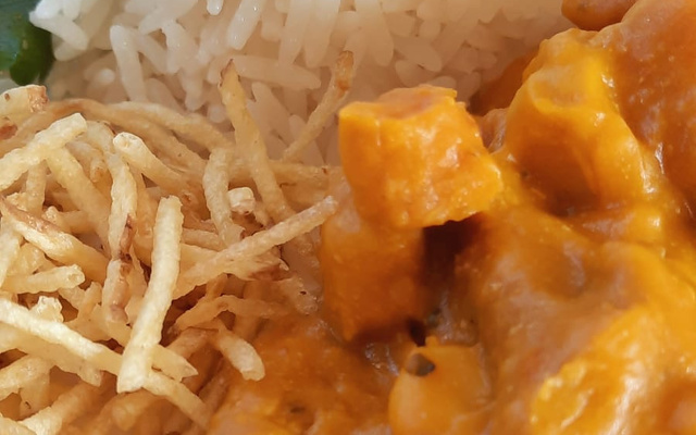 Estrogonofe de moranga com carne de porco