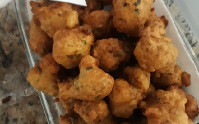 Bolinho de espinafre da D. Débora