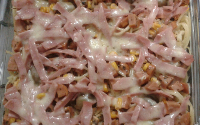 Macarronada de salsicha