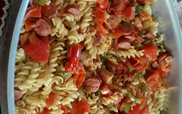 Macarrão ao forno com bacon e mussarela