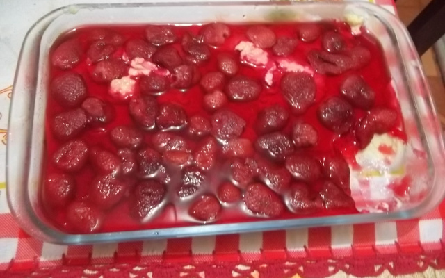 Pavê de Morango com Gelatina