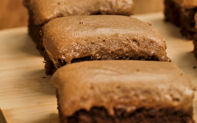 Bolo mousse de chocolate fácil
