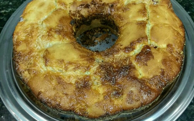 Bolo de goiabada e coco