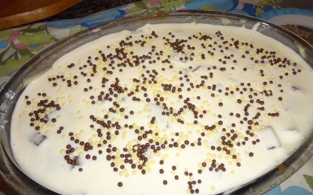 Pavê de Bis branco e preto