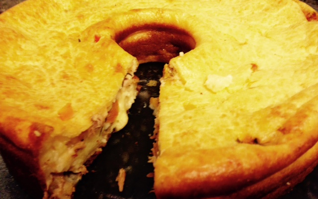 Bolo salgado de atum