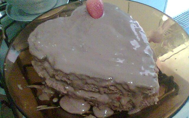 Bolo de chocolate com  morango