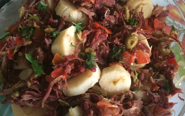 Carne-seca com cará