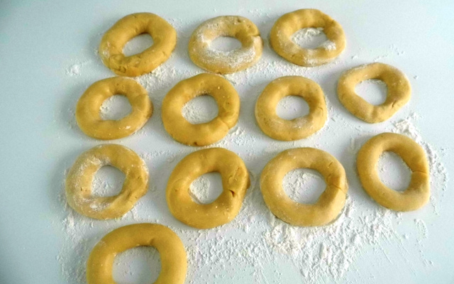 Rosquinha frita super fácil para o café