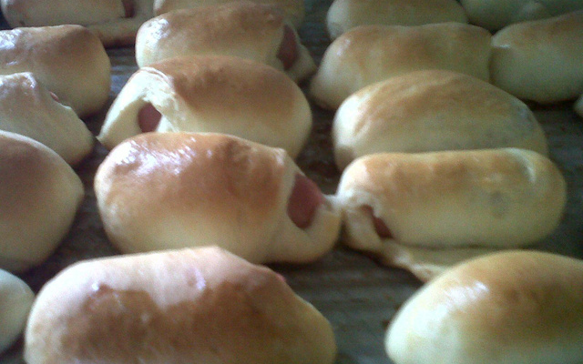 Enroladinhos de salsicha (assado)