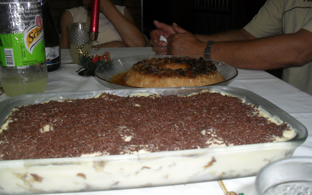 Pavê Natalino de Maracujá com Panetone