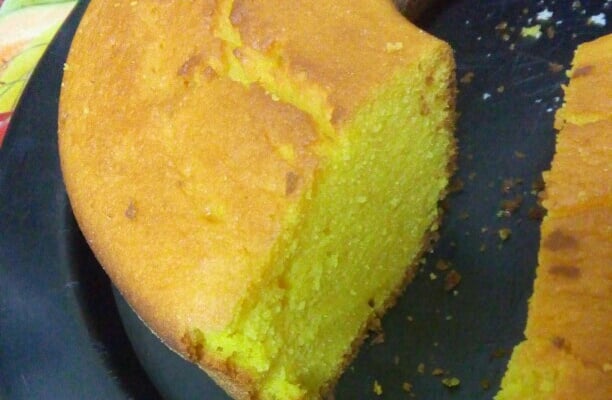 Bolo de cenoura com farinha de arroz