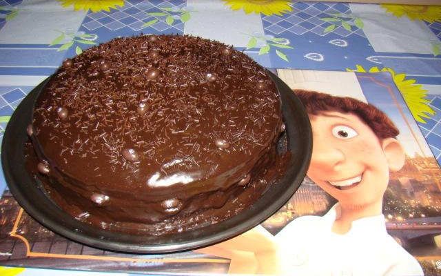Bolo brigadeiro de chocolate