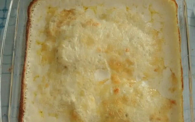 Filé de peito de frango ao forno com molho