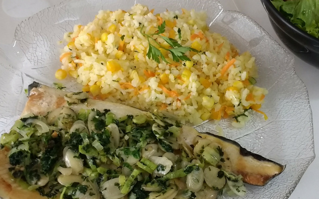 Truta grelhada com castanha de caju