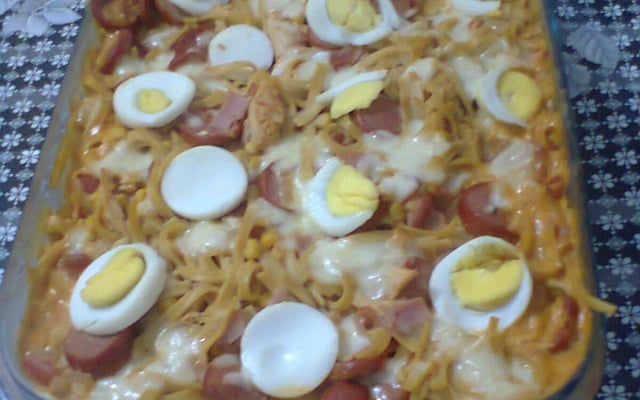 Macarrão espaguete ao forno