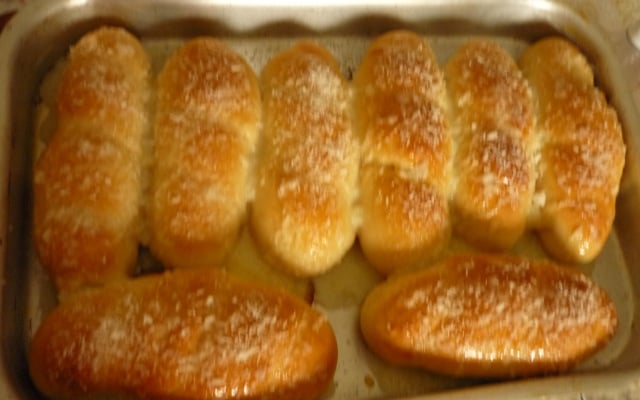 Enroladinho de queijo com coco