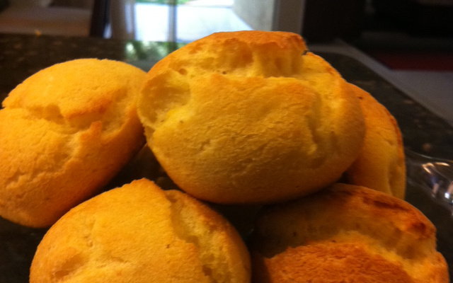 Broa oca de fubá de canjica