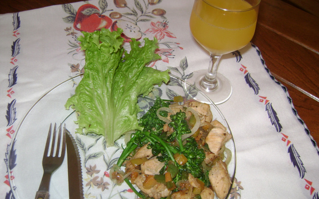 Frango com brócolis