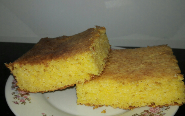 Bolo de milharina