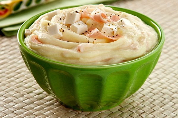 Caseirinho® com Peito de Peru, Orégano e Queijo Branco