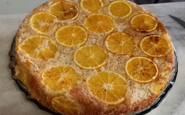 Bolo decorado com laranja super fácil