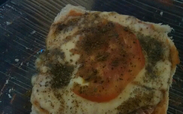 Mini pizza de pão de forma