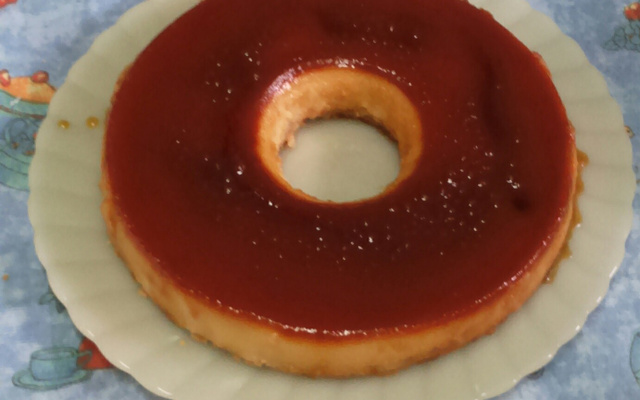 Pudim de confeitaria