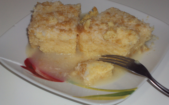 Bolo rápido de coco