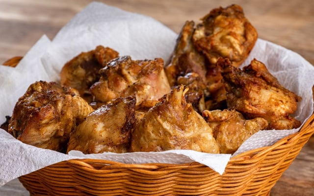 Frango a passarinho crocante na airfryer