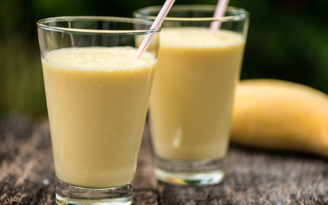 Batido de banana e aveia