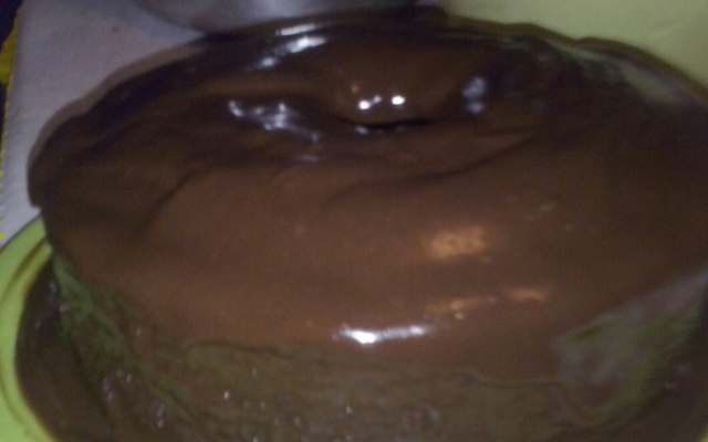 Calda de chocolate com leite integral