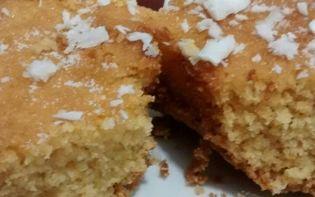 Bolo de fubá simples e gostoso