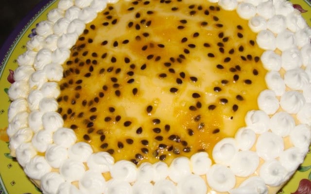 Bolo mousse de maracujá vapt vupt