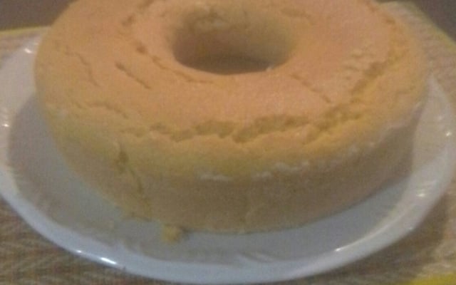 Bolo de fubá sem leite sem ovos