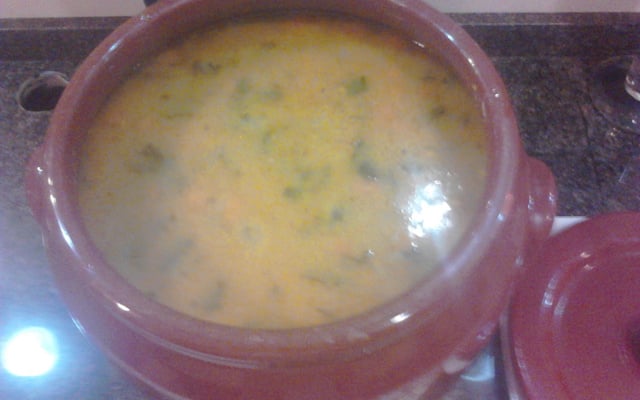 Caldo de abóbora com costela suína