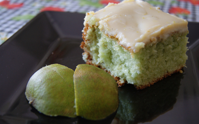 Bolo delícia de limão