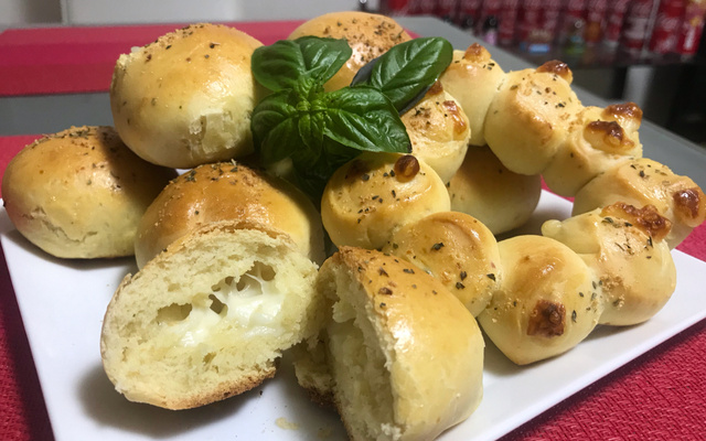 Pão de creme de cebola