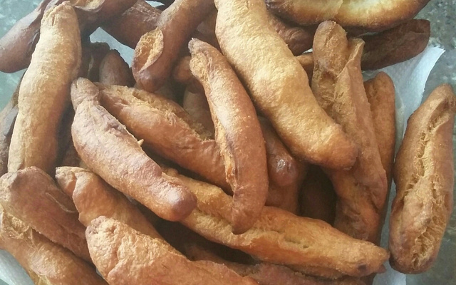 Bolinho de chuva de vinagre simples