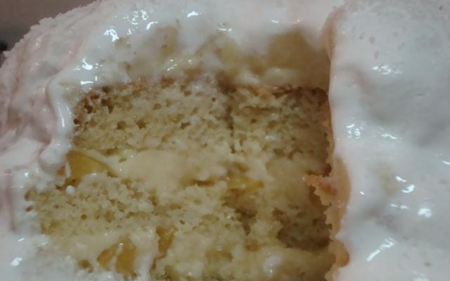 Bolo gelado de pêssego