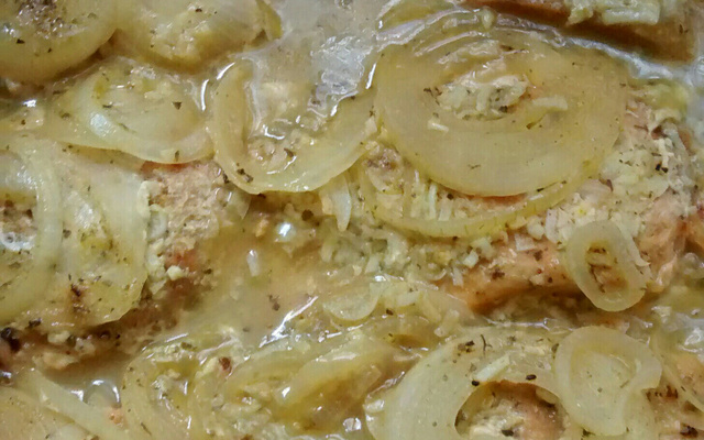 Salmão ao alho e óleo