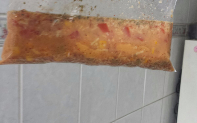 Omelete no saco plástico