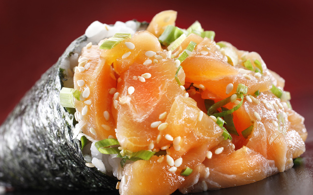 Temaki de salmão