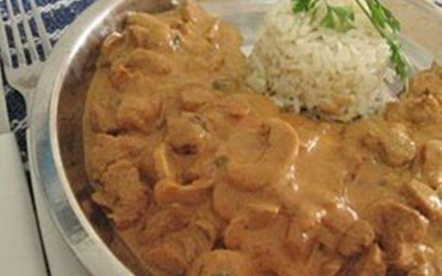 Estrogonofe de Frango