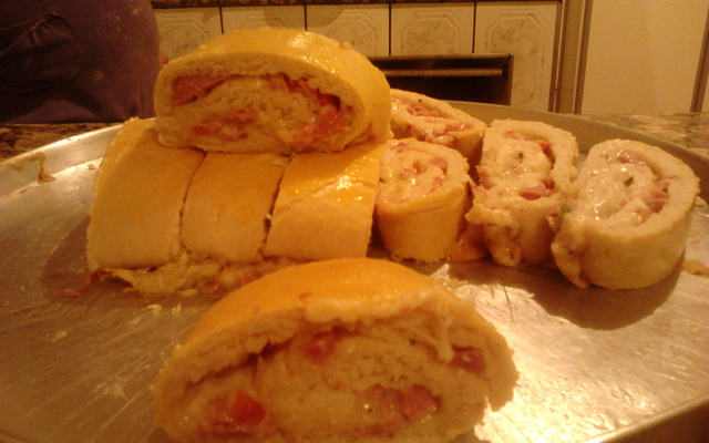 Rocambole salgado da tia Maria