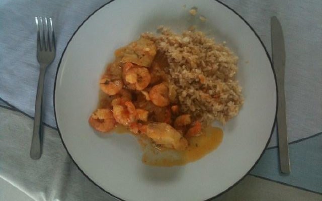 Moqueca de merluza e camarão