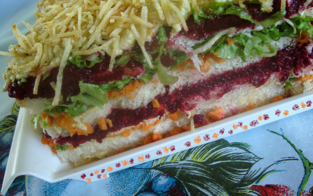 Bolo salgado de pão de forma